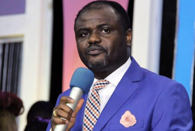 ''You don't have sense''- Clergyman, Abel Damina tells young men planning to spend N2million on their weddings 1