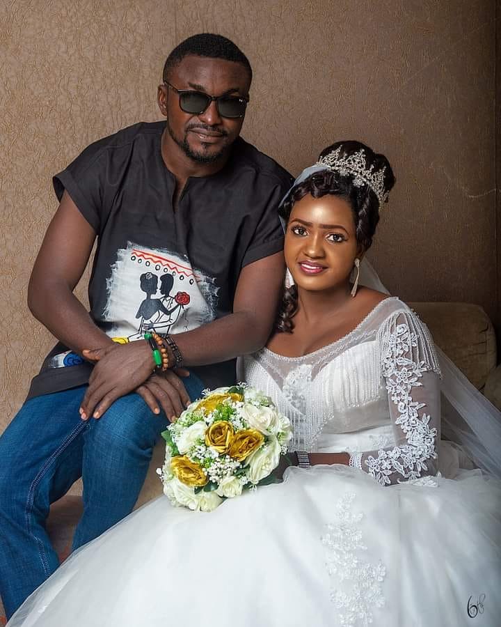 (Photos)"Opinions about my simple outfit does not define how our marriage would be" - Nigerian man who wore jeans and Dashiki shirt to his wedding says 14