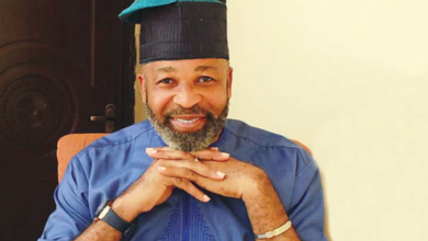 Photo of Actor Yemi Solade backs Presidency on Twitter ban