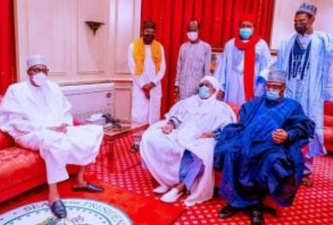 Buhari receives leader of Tijaniyya sect in Aso Villa (Photos) 9