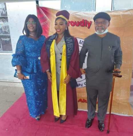 (photos)Chris Ngige's daughter, Marilyn inducted as a medical doctor at the Lagos University Teaching Hospital 10