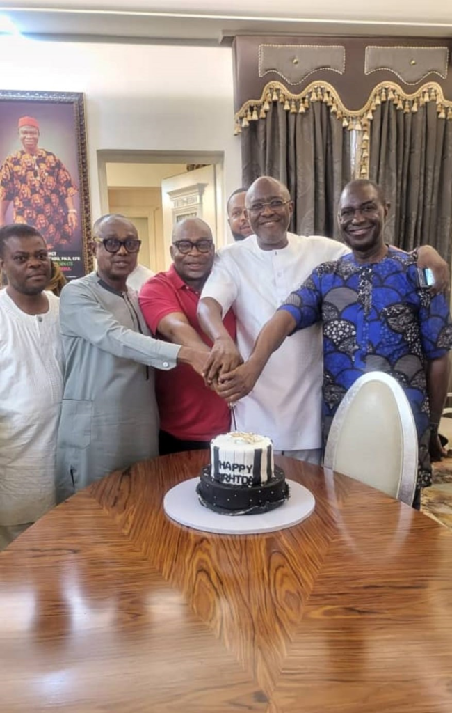 Family and friends celebrate jailed former deputy senate president, Ike Ekweremadu’s 62nd birthday 6