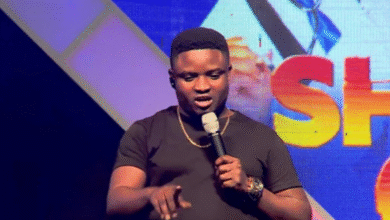 Photo of ”If you are working the people will feel it, You no need explain am” – Comedian Acapella criticizes FG