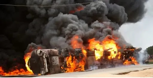30 burnt to death while scooping fuel from fallen tanker in Niger state 7 Photo of 30 burnt to death while scooping fuel from fallen tanker in Niger state