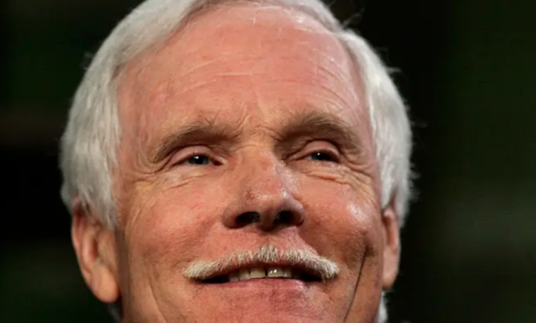 Photo of CNN Founder Ted Turner Dies at 87