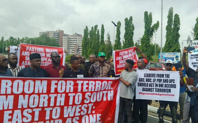 Youths Protest at National Assembly Over Worsening National Insecurity 1 Youths Protest at National Assembly Over Worsening National Insecurity 1