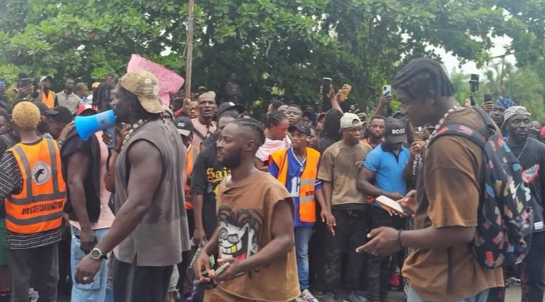 Photo of Oyo abduction: ‘Bandits, terrorists must go’ protest hits Ibadan [VIDEO]