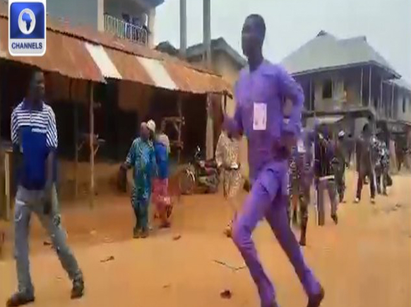 #OsunDecides2026: INEC officials and electorates flee as violence erupts in Ejigbo 2 Photo of #OsunDecides2026: INEC officials and electorates flee as violence erupts in Ejigbo